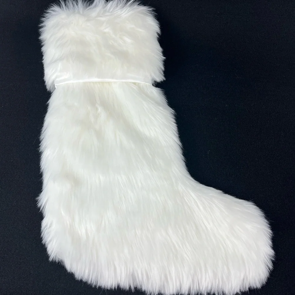 Nicole Miller Home Faux Fur Stocking White Ivory RN 75343